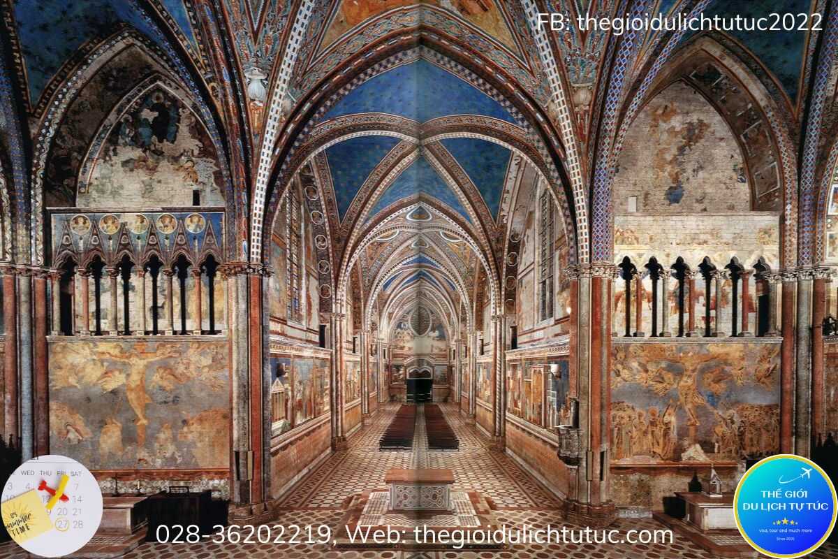 Vương cung thánh đường San Francesco-thegioidulichtutuc